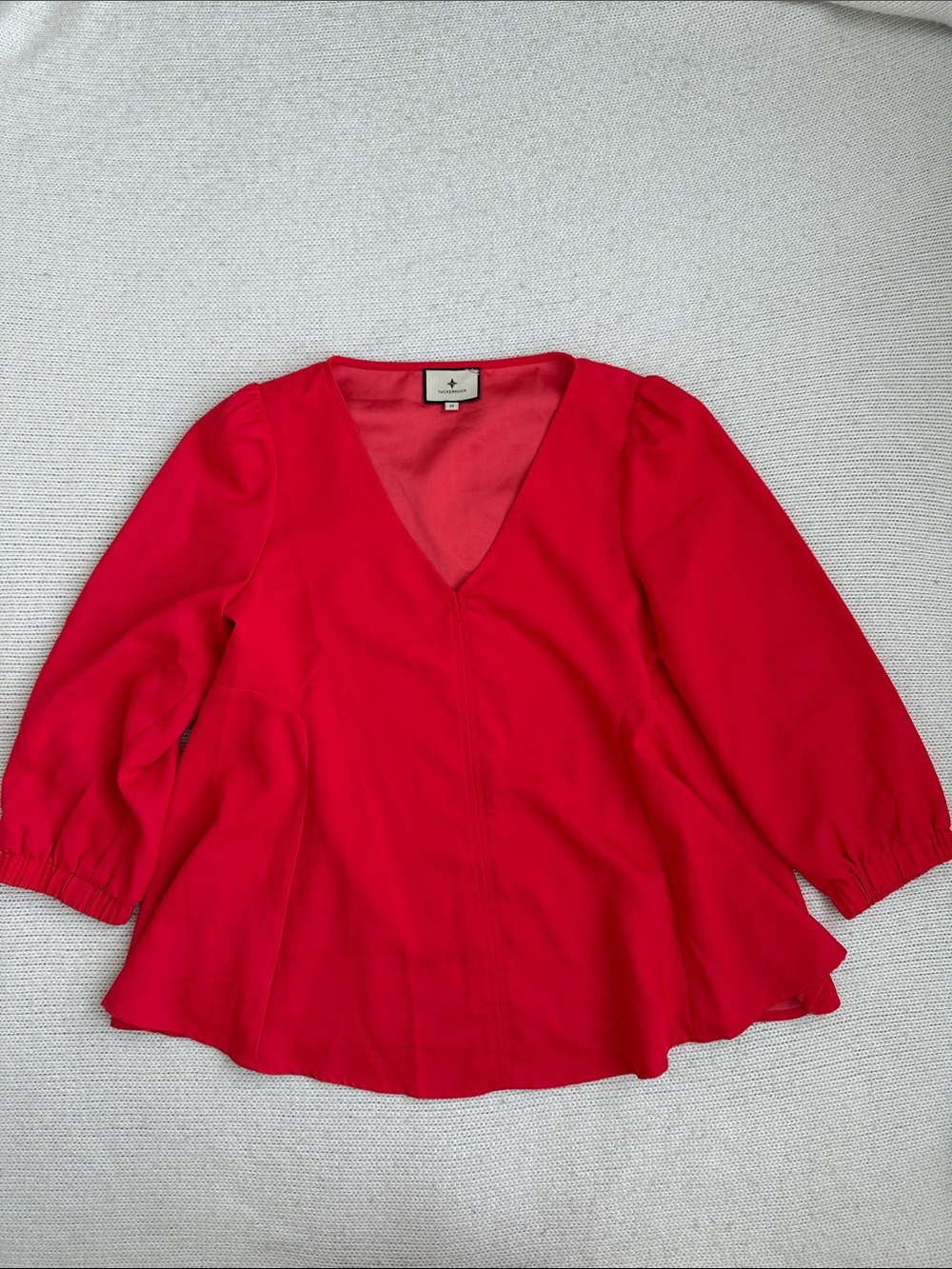Tuckernuck Hollis V Neck Blouse Poppy Red Size Medium